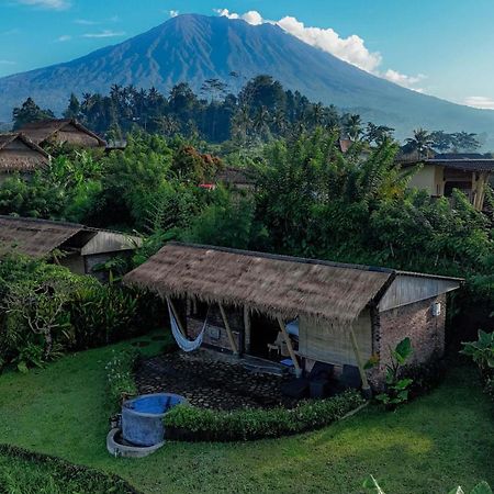 Shigar Livin Bali Villa Сидемен Екстериор снимка