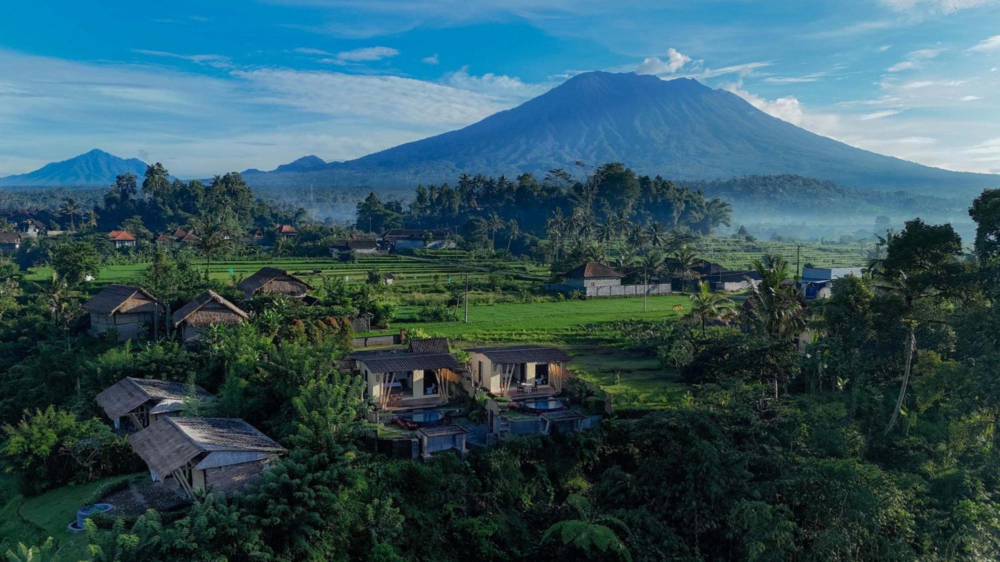 Shigar Livin Bali Villa Сидемен Екстериор снимка
