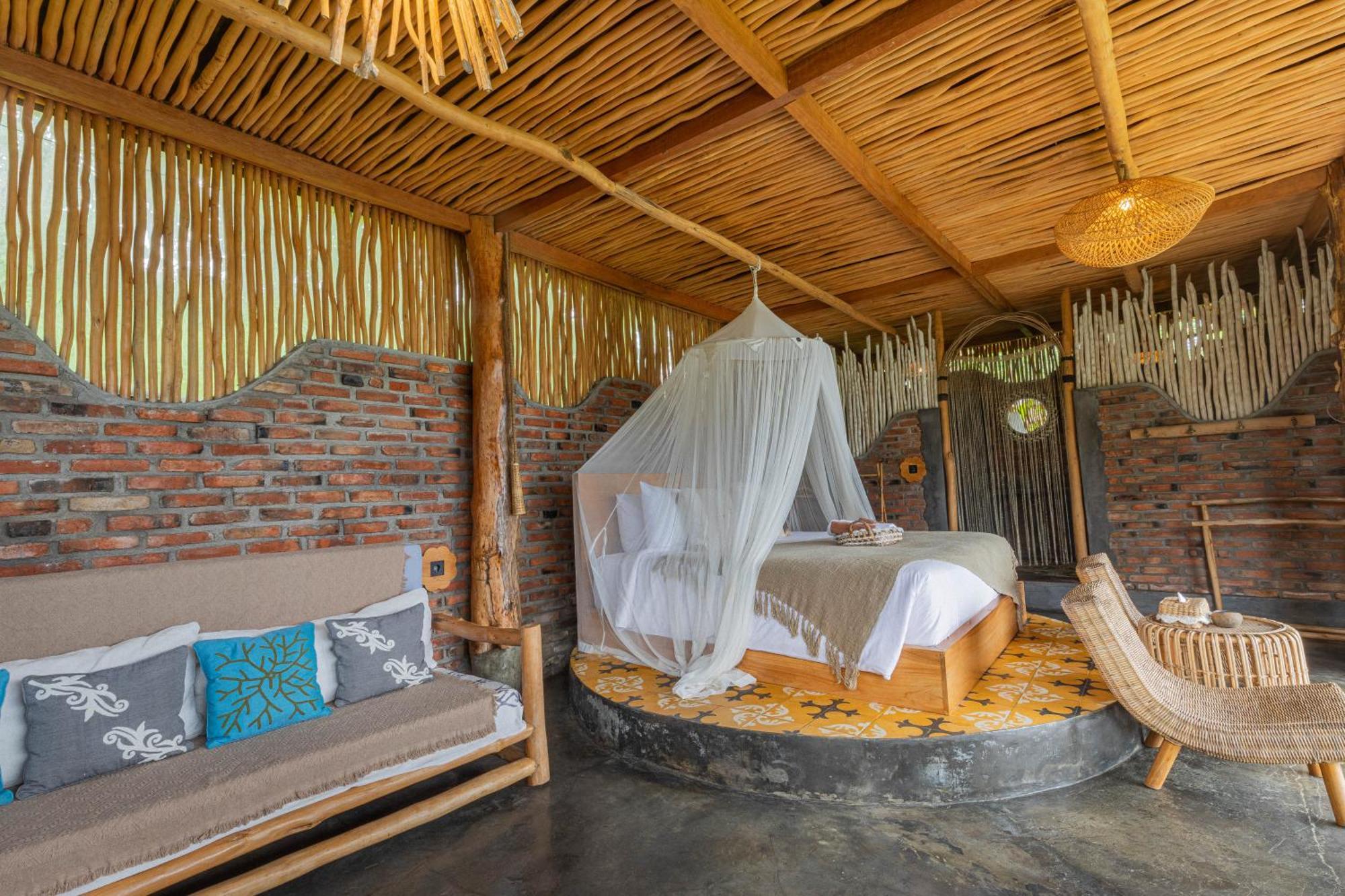 Shigar Livin Bali Villa Сидемен Екстериор снимка