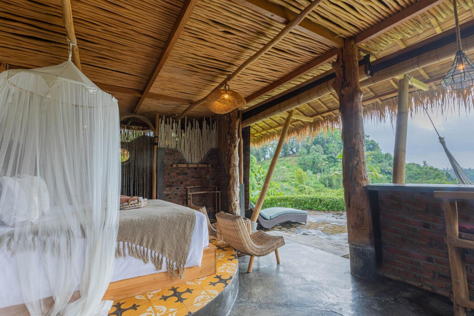 Shigar Livin Bali Villa Сидемен Екстериор снимка